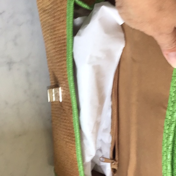 Straw clutch bag with green trim - Picture 4 of 4